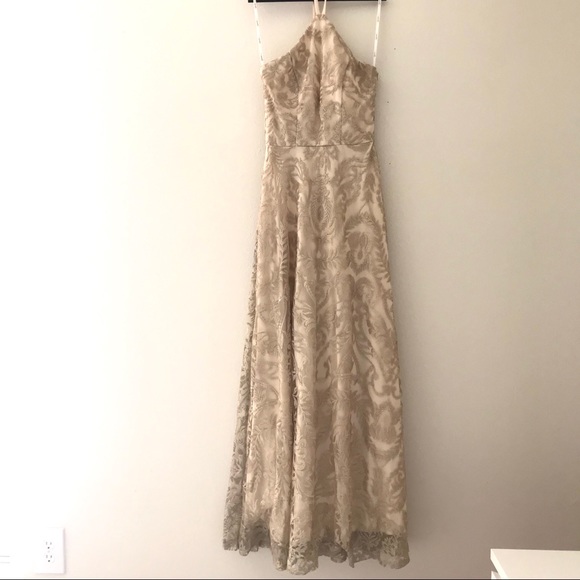 Gold lace halter neck detailed gown - Picture 1 of 4